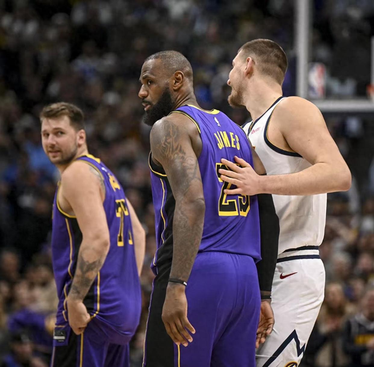 -湖人险胜掘金,豪华内线组合发威