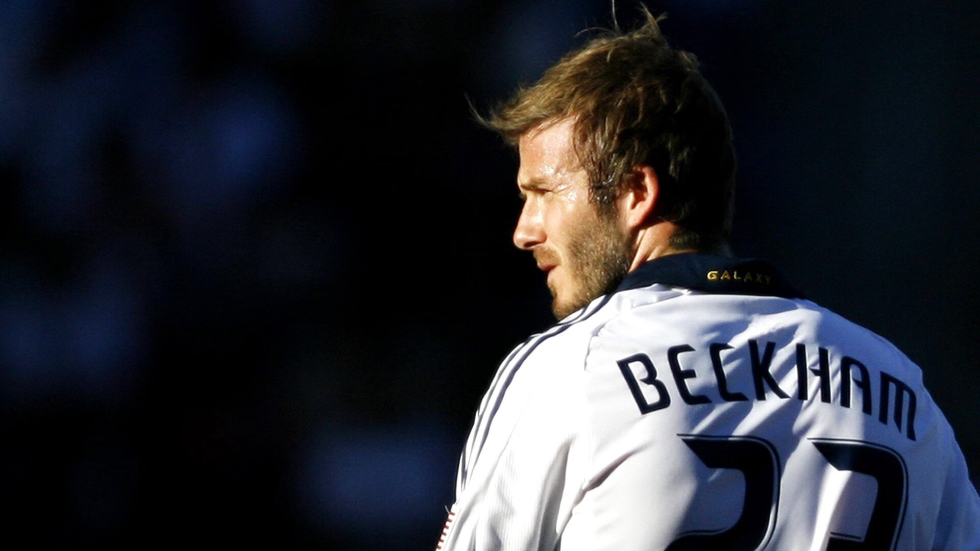 赛道与球场，当F1街道赛的狂飙邂逅灰熊与掘金的节奏博弈